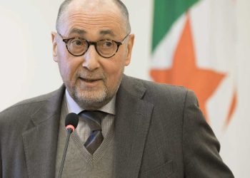 الدبلوماسية الفرنسية والأحكام القديمة