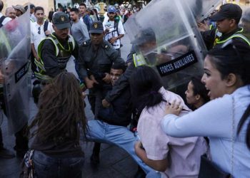 أسبوع من الغضب في المغرب…قتلى وجرحى وسط المتظاهرين