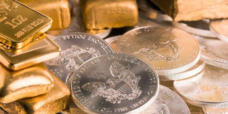 قمة جديدة للذهب والفضة تسير على نفس الطريق