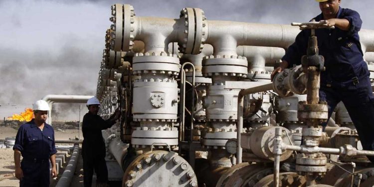 أسعار النفط تتراجع بعد إعلان اتفاق وقف إطلاق النار في غزة