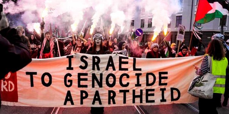 احتجاجات في أوسلو ضد مشاركة “فريق الابادة” في تصفيات المونديال