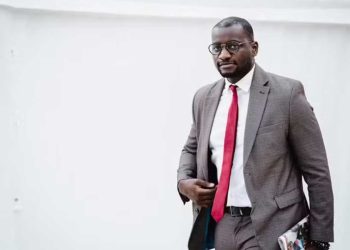 الإمارات وراء حملة تشويه إعلامي ضد نائب فرنسي ؟… خيوط فضيحة مالية تكشف تدخلات خفية