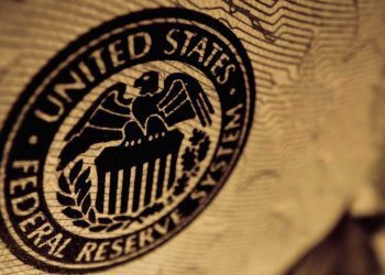 الاحتياطي الأمريكي قد يخفض أسعار الفائدة مجدداً هذا العام