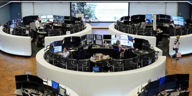 استقرار الأسهم الأوروبية وسط ترقب بيانات الوظائف الأمريكية