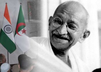 الجزائر تحتفي بذكرى ميلاد مهاتما غاندي