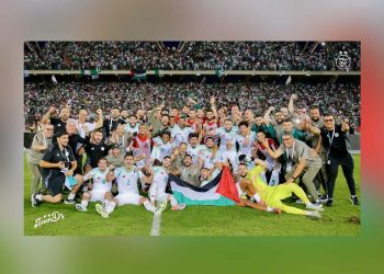 الجماهير الجزائرية تحتفل بتأهل “الخضر” إلى كأس العالم 2026
