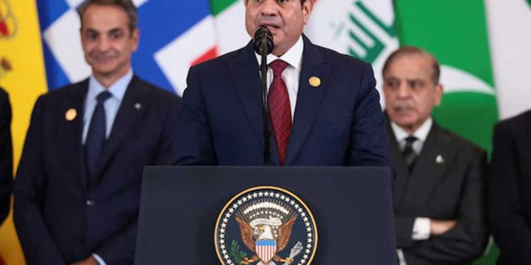 السيسي يؤكد أن حل الدولتين السبيل الوحيد للسلام بعد إعلان ترامب نهاية الحرب في غزة