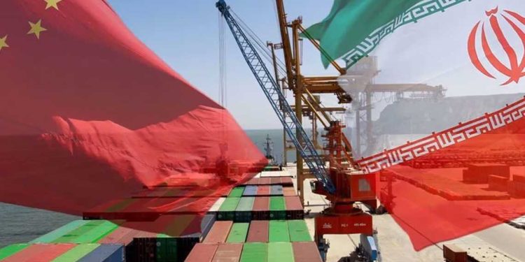 الصين وإيران تلجآن إلى المقايضة لتجاوز القيود المالية الدولية