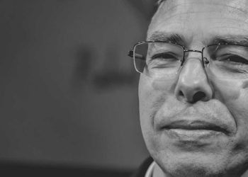 المعطي منجب…الانتفاضات الشبابية في المغرب رد فعل على سياسات المخزن