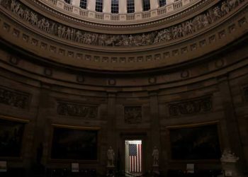 الولايات المتحدة تواجه إغلاقًا حكوميًا بسبب انقسامات حزبية