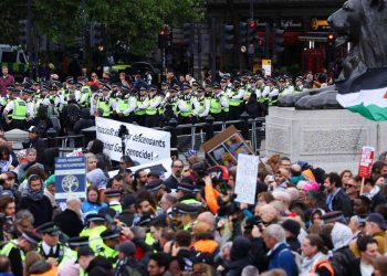 بريطانيا…مسيرة حاشدة تندد بحرب الابادة الاسرائلية ضد الفلسطينيين