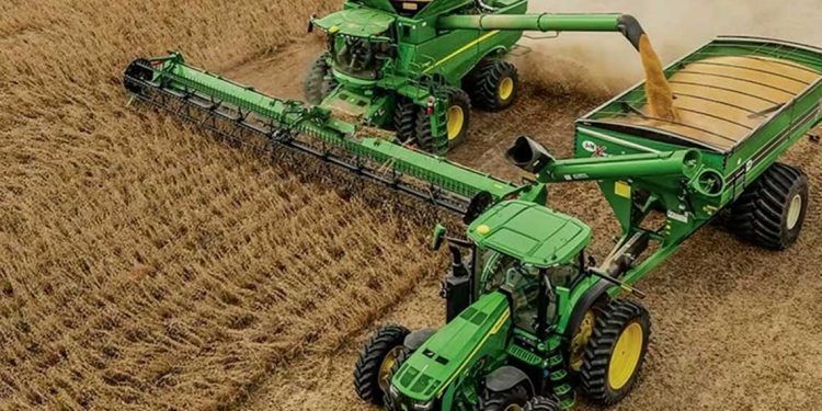 توفير المعدات الفلاحية محور اجتماع وزاري