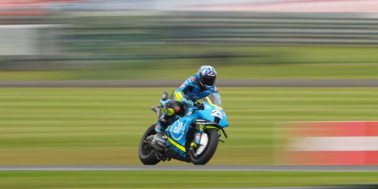 راؤول فرنانديز يكتب التاريخ في جائزة أستراليا الكبرى