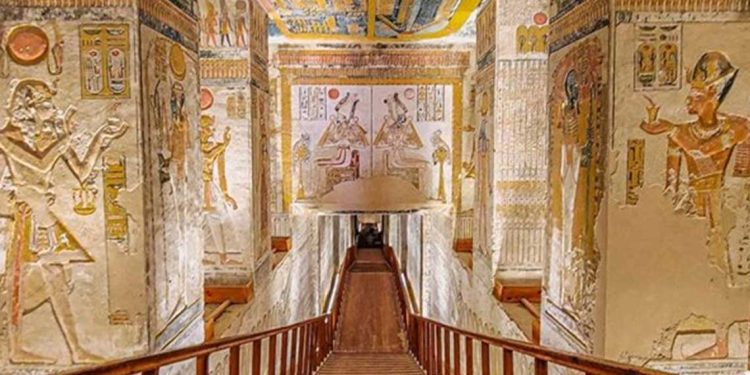 سرُّ الملك أمنحتب الثالث يكشف بعد 226 عامًا
