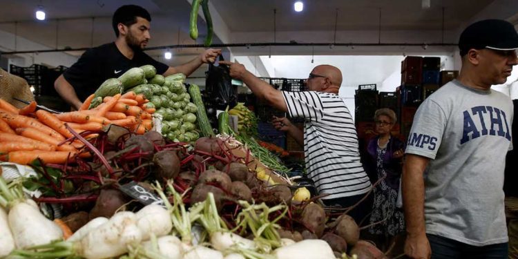 الجزائر تخطط لخفض عجز الميزانية إلى 40 مليار دولار في 2026