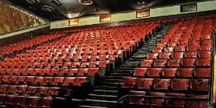 عدد صالات السينما في الجزائر بين الإحياء والتراجع