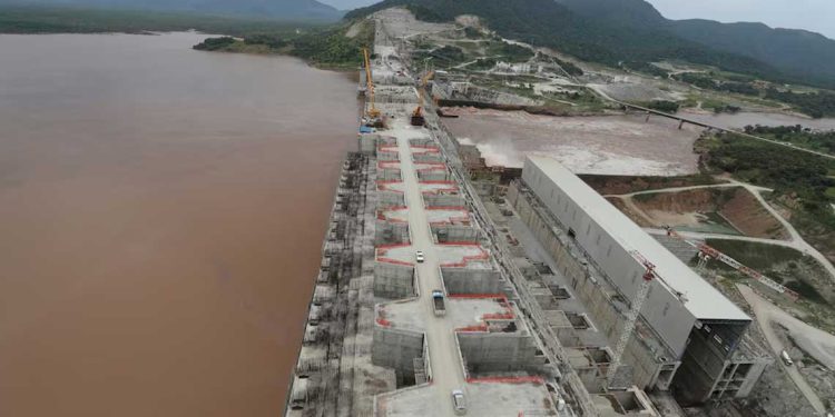 فيضانات النيل تجتاح شمال مصر وتفاقم التوتر بين القاهرة وأديس أبابا