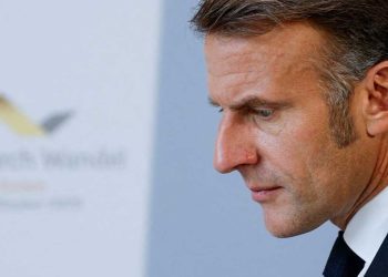 الأسواق المالية تضعظ…و ماكرون قد يعلن حل البرلمان اليوم