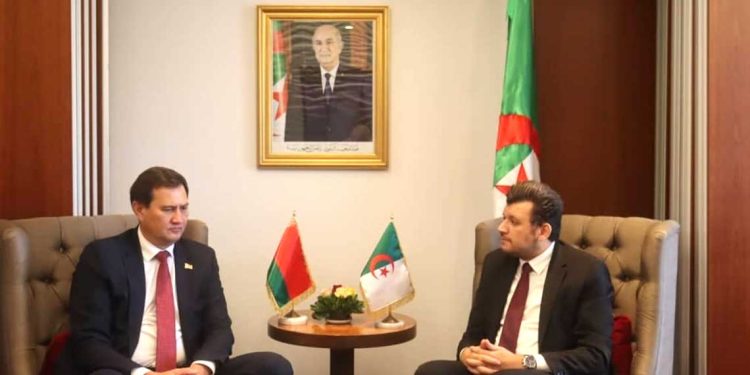الجزائر وبيلاروسيا تبحثان تعزيز الشراكة في القطاع الفلاحي