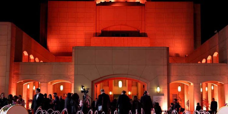 أول مهرجان سينمائي دولي في العالم العربي يحتفي بالإنسان