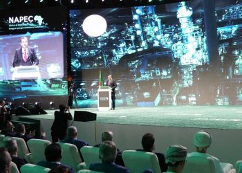 ناباك 2025…الجزائر تستعرض استراتيجيتها الطاقوية