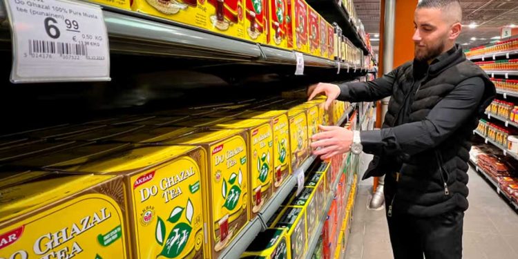 أكبر سلسلة بقالة في فنلندا توقف بيع السلع الإسرائيلية