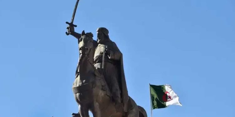 إنجاز التماثيل في الفضاءات العمومية….مرسوم رئاسي يضبط الأعمال الفنية