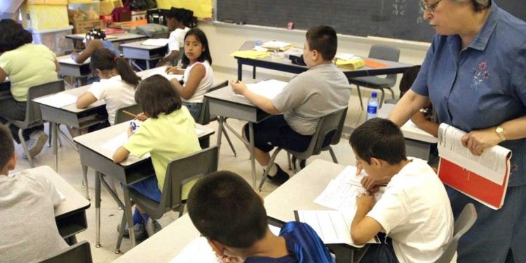 تعليم بلا وزارة؟ إدارة ترامب تعيد تشكيل التعليم الأمريكي