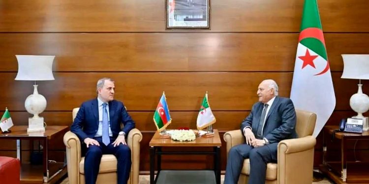الجزائر وأذربيجان تؤسسان لجنة مشتركة لتعزيز التعاون