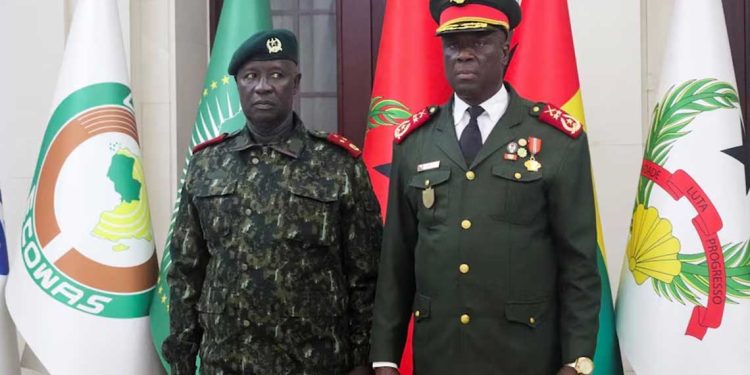 الجيش في غينيا بيساو يطيح بالقيادة المدنية