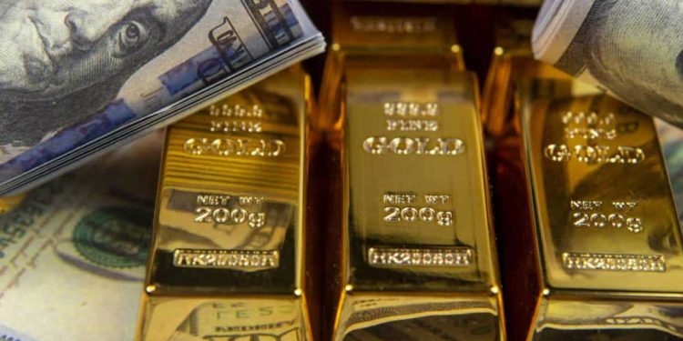 الذهب يتراجع مع صعود الدولار وتراجع التوتر التجاري بين واشنطن وبكين