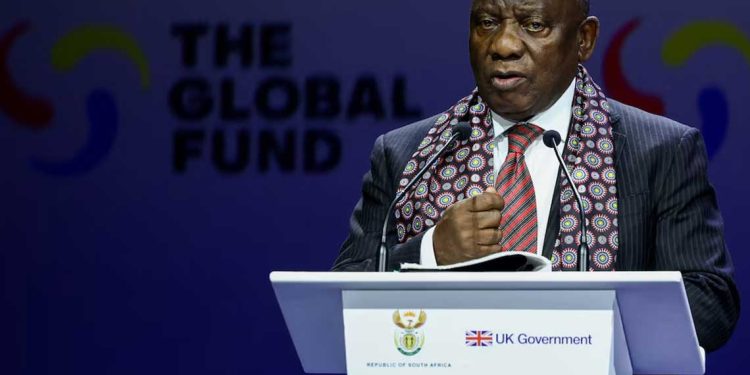 قمة العشرين بجنوب أفريقيا تعتمد إعلانًا حول المناخ رغم معارضة أمريكا