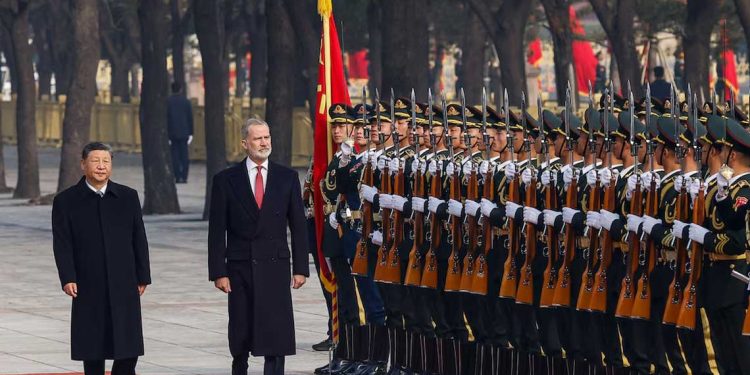 مدريد تسعى لجذب الاستثمارات الصينية وسط توترات مع واشنطن