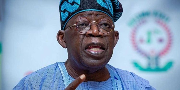 الرئيس النيجيري يعلن حالة الطوارئ الأمنية ويزيد التجنيد الأمني