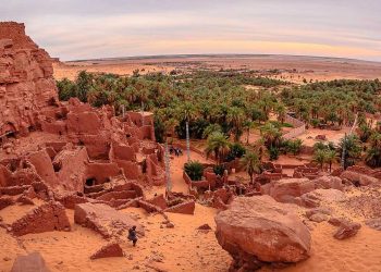 المهرجان الدولي للسياحة الصحراوية…واحات تيميمون، فنون، وكرم ضيافة