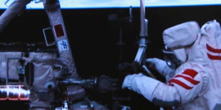 الصين تدعو لإطار عالمي لحوكمة الذكاء الاصطناعي