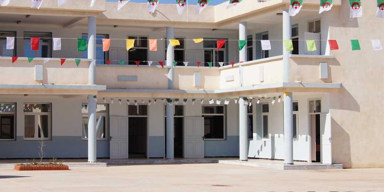 بلعريبي يقدم حصيلة إنجاز الهياكل التربوية في الجزائر 2020-2026