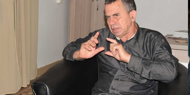 بن شراب عمر…الفنان المثقف و رائد مدرسة الدوبلاج الكوميدي في الجزائر