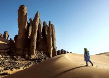 بوابة الطاسيلي تستقطب أكثر من 24 ألف سائح 2025