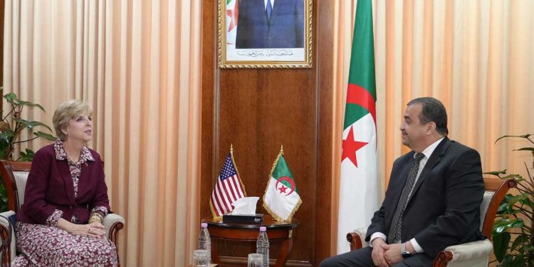 عرقاب يستقبل سفيرة الولايات المتحدة الأمريكية بالجزائر