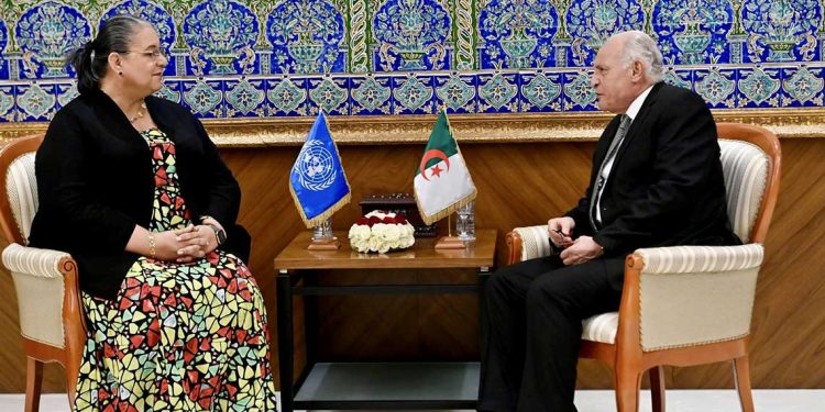 عطاف يبحث مع المبعوثة الأممية إلى ليبيا مستجدات الأزمة