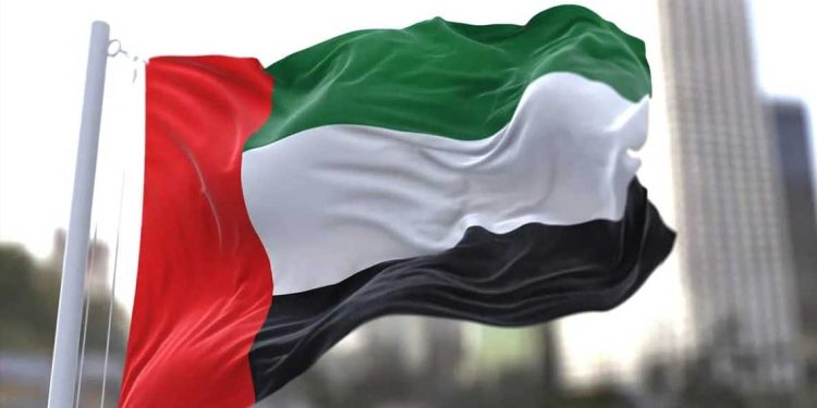 الذهب يقاوم نزيف الأسواق