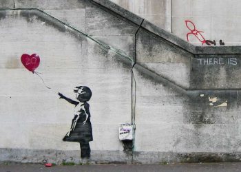 فتاة بانكسي تعود بعد 48 ساعة