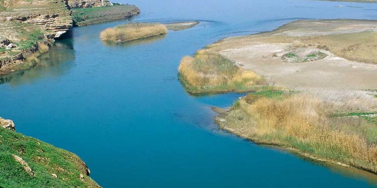اتفاق مائي “تاريخي” بين العراق وتركيا