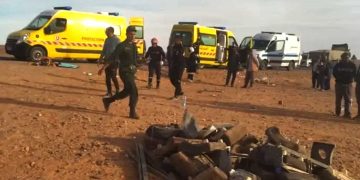 12 وفاة و23 جريحًا في انقلاب حافلة بولاية بني عباس