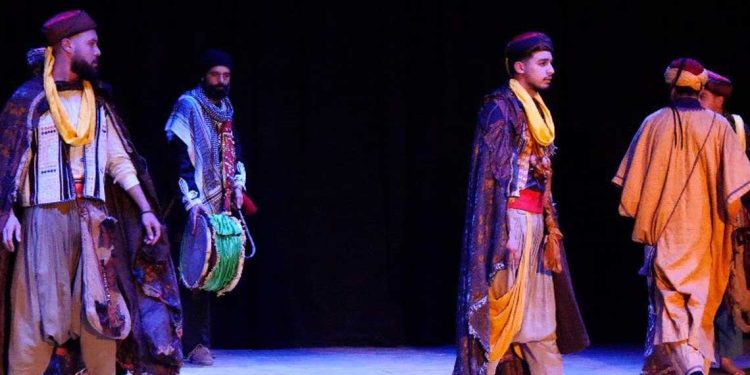 أدرار تختتم فعاليات المهرجان الدولي لمسرح الصحراء