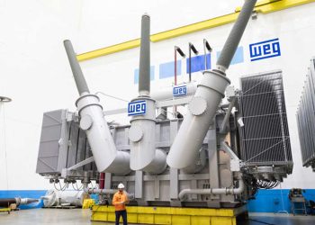 بحث تعزيز التعاون مع الشركة البرازيلية WEG