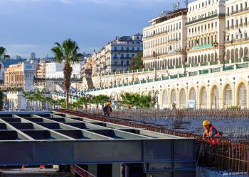 العاصمة الجزائر…زيارة تفقدية لمشروع شرفة منتزه الميناء