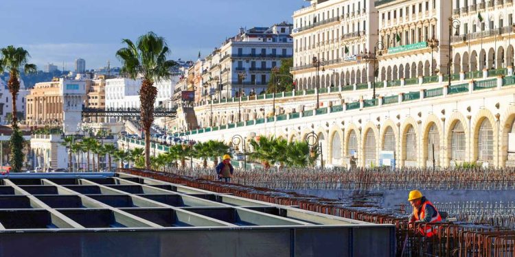 العاصمة الجزائر…زيارة تفقدية لمشروع شرفة منتزه الميناء