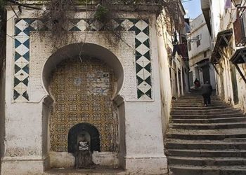 تحديث شبكة الهاتف والإنترنت في حي القصبة